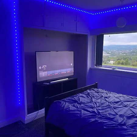 Sapphire Stunning 2-bed House In Bradford * Bradford (West Yorkshire)