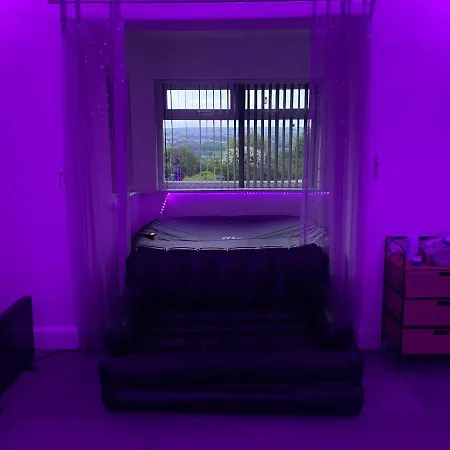 Sapphire Stunning 2-bed House In Bradford * Bradford (West Yorkshire)